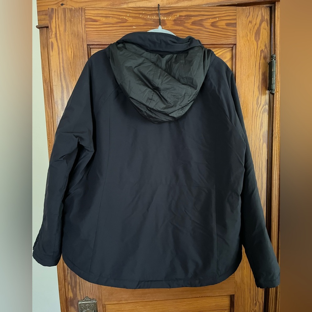 L.L. Bean Back Bay Insulated Jacket,XL - Picture 2 of 3